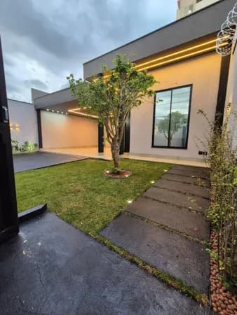 Casa com 3 quartos à venda no Bairro Jardim Botânico - Uberlândia/MG