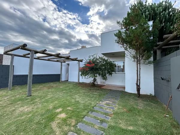 Casa em Uberlândia - Laranjeiras