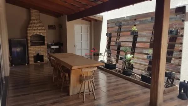 Casa em Uberlândia - Bosque dos Buritis