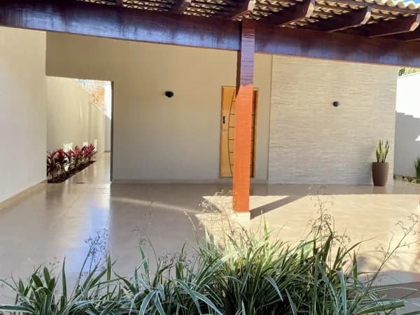 Casa com 3 quartos à venda no Bairro Nova Uberlândia - Uberlândia/MG