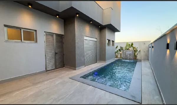 Casa com 4 quartos à venda Condominio Jardim Versailles - Uberlândia/MG