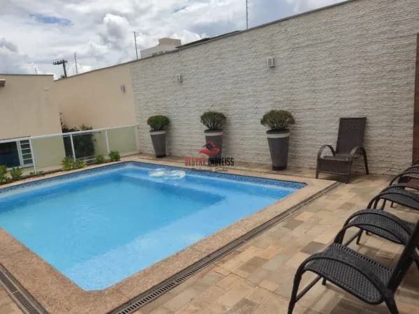 Casa com 4 quartos à venda no Bairro Brasil - Uberlândia/MG