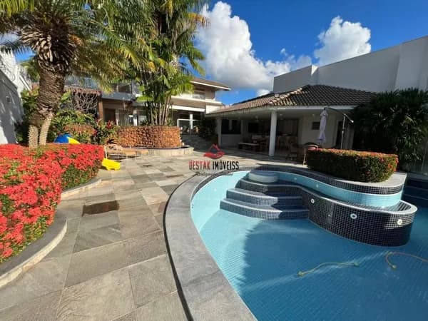 Casa com 4 quartos à venda no Bairro Jardim Colina - Uberlândia/MG
