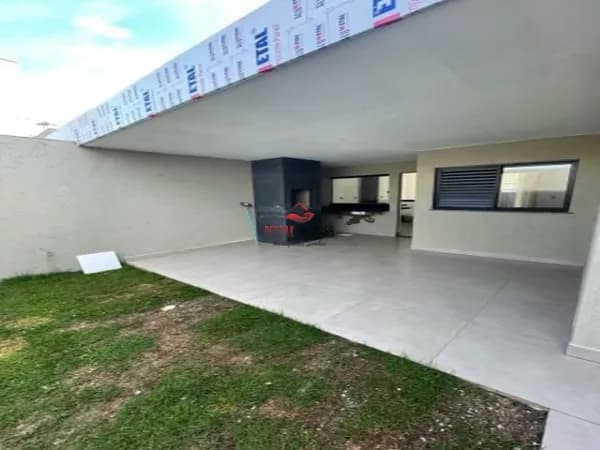 Casa com 3 quartos à venda no Bairro Novo Mundo - Uberlândia/MG