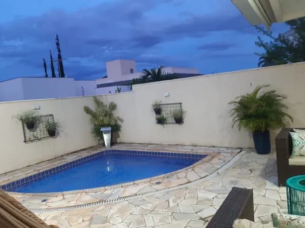 Sobrado com 4 quartos à venda, 385 m² por R$ 1.950.000 - Nova Uberlândia - Uberlândia/MG