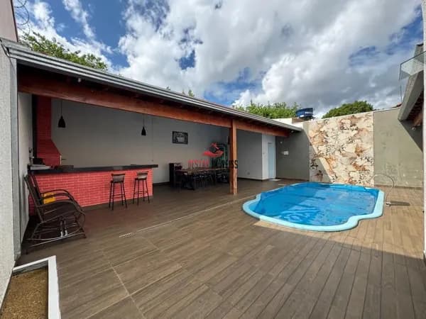 Casa com 2 quartos à venda, Bairro Jardim Brasília - Uberlândia/MG