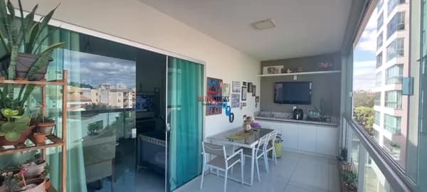Apartamento com 4 quartos à venda, bairro Jardim Finotti - Uberlândia/MG