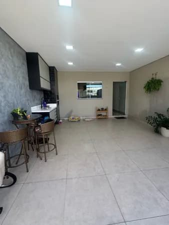 Casa com 3 quartos à venda, bairro Santa Rosa - Uberlândia/Minas Gerais