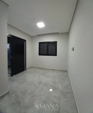 Sobrado em Indaiatuba - Vila Rubens