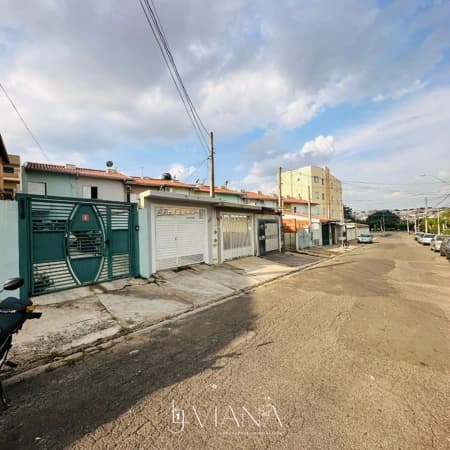 Sobrado em Indaiatuba - Residencial Monte Verde