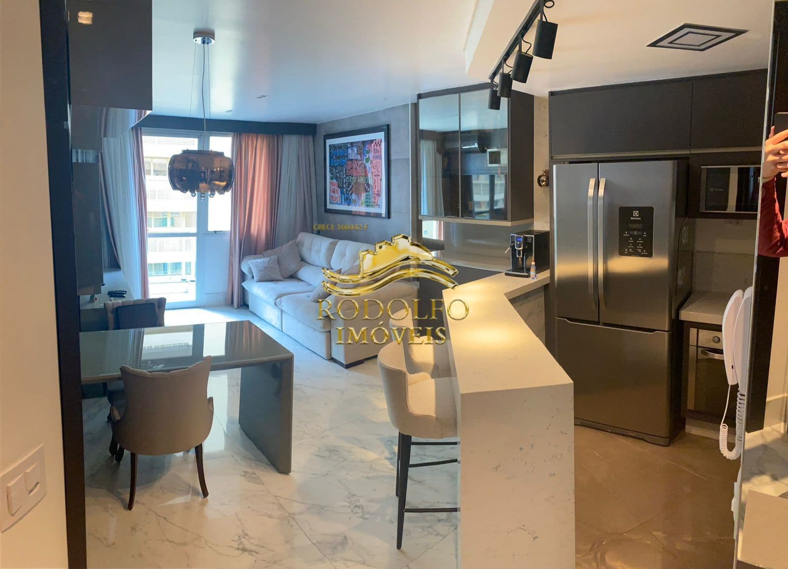 Guarujá-SP Flat em Alphaville 1 Suíte 57m² Varanda Reformado Piscina Academia Sauna