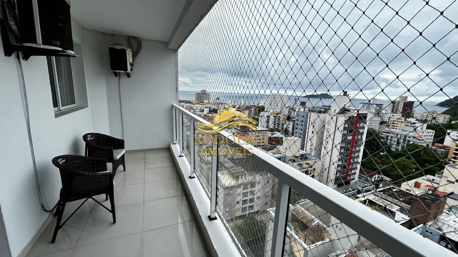 Guarujá-SP Praia das Astúrias 3 Dormitórios 2 Vagas 98m² Lazer de Clube Ar-condicionado