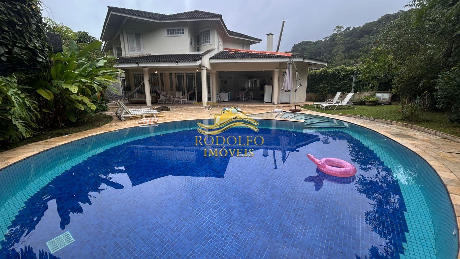 Guarujá-SP Praia da Enseada Casa em Condomínio de Luxo 5 Suítes 500m² Piscina Varanda Gourmet Jardim Ar-condicionado Hidromassagem