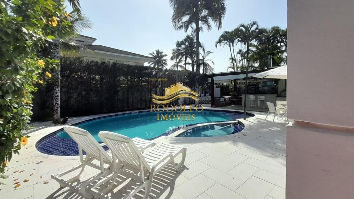 Guarujá-SP Praia da Enseada Casa 5 Suítes 400m² 4 Vagas Piscina Varanda Gourmet Paisagismo