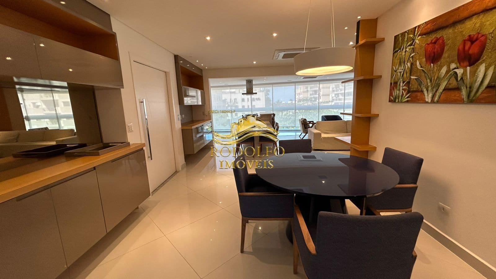 Guarujá-SP Praia da Enseada 3 Suítes 150m² Varanda Gourmet Vista Mar Lazer Completo Ar-condicionado