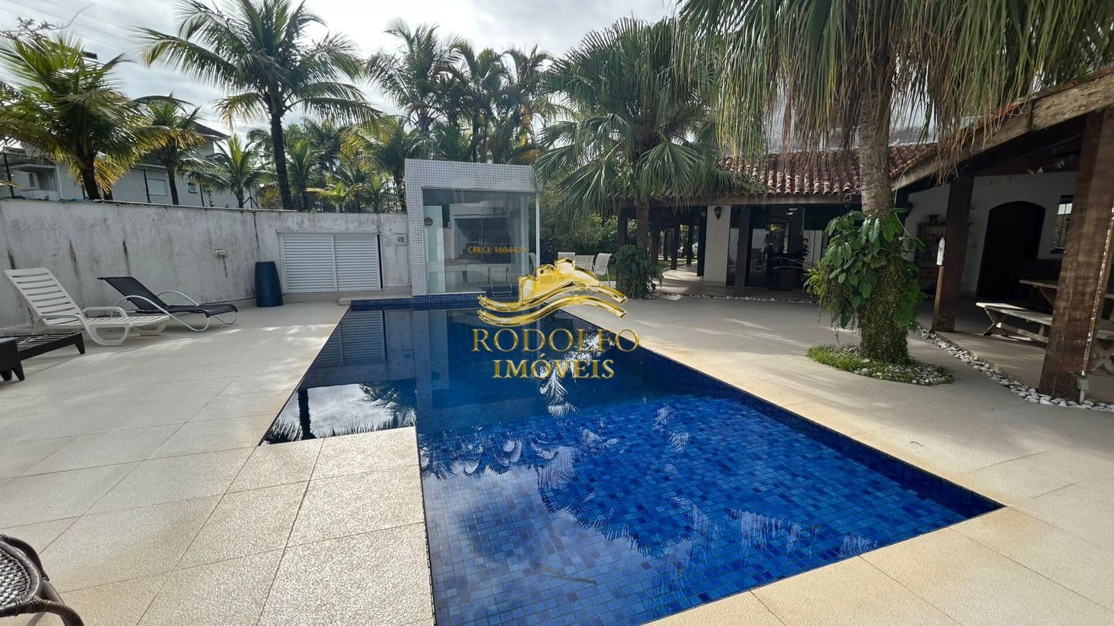 Guarujá-SP Casa Alto Padrão Pernambuco 470m² 4 Dormitórios Piscina Ar-condicionado Jacuzzi Despensa Sacada