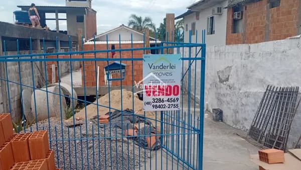 Casa Mista em Forquilhas, São José/SC