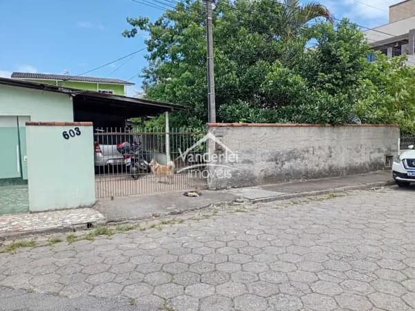 Terreno de 301m² no bairro Ponte do Imaruim, Palhoça/SC