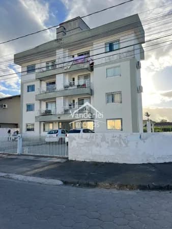Apartamento Residencial Trentini com 02 quartos, sendo 01 suite no bairro Barra do Aririu em Palhoça-SC