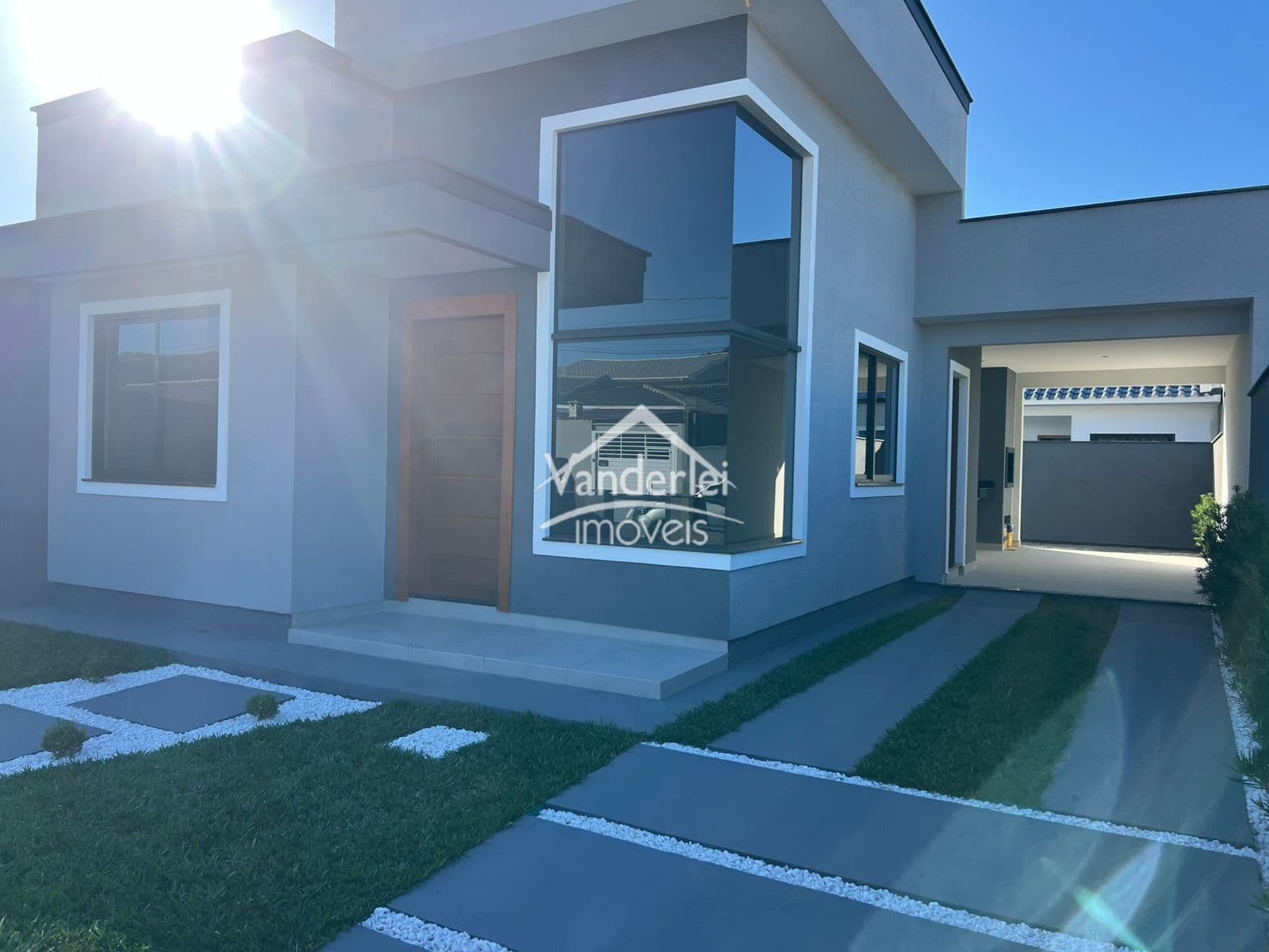 Casa no Vale Verde com 03 quartos, sendo 01 suíte no bairro Bela Vista em Palhoça - SC