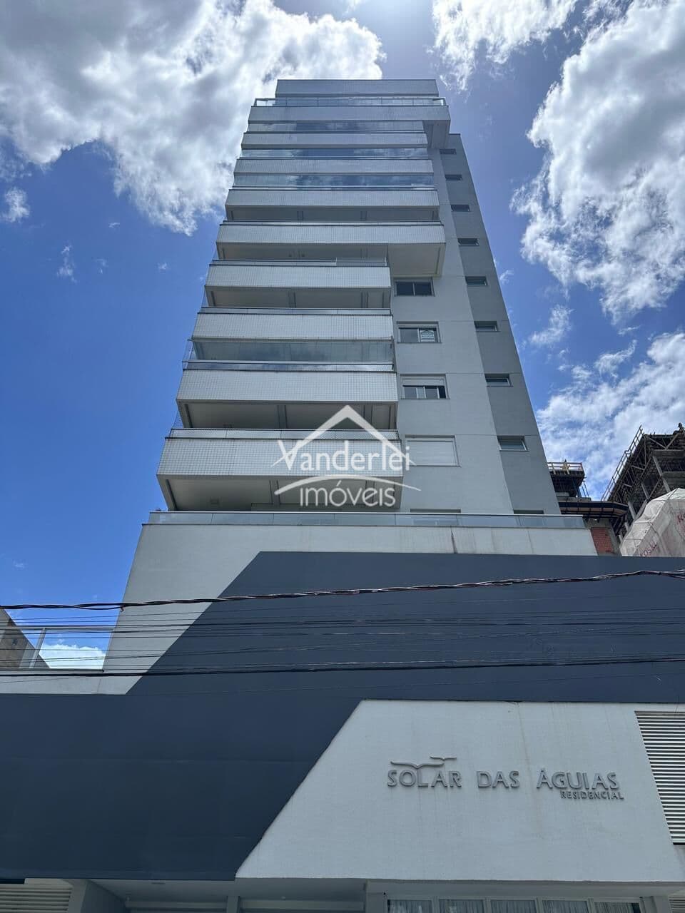 Apartamento Solar das Aguias com 03 quartos, sendo 01 suíte no bairro Pedra Branca em Palhoça - SC