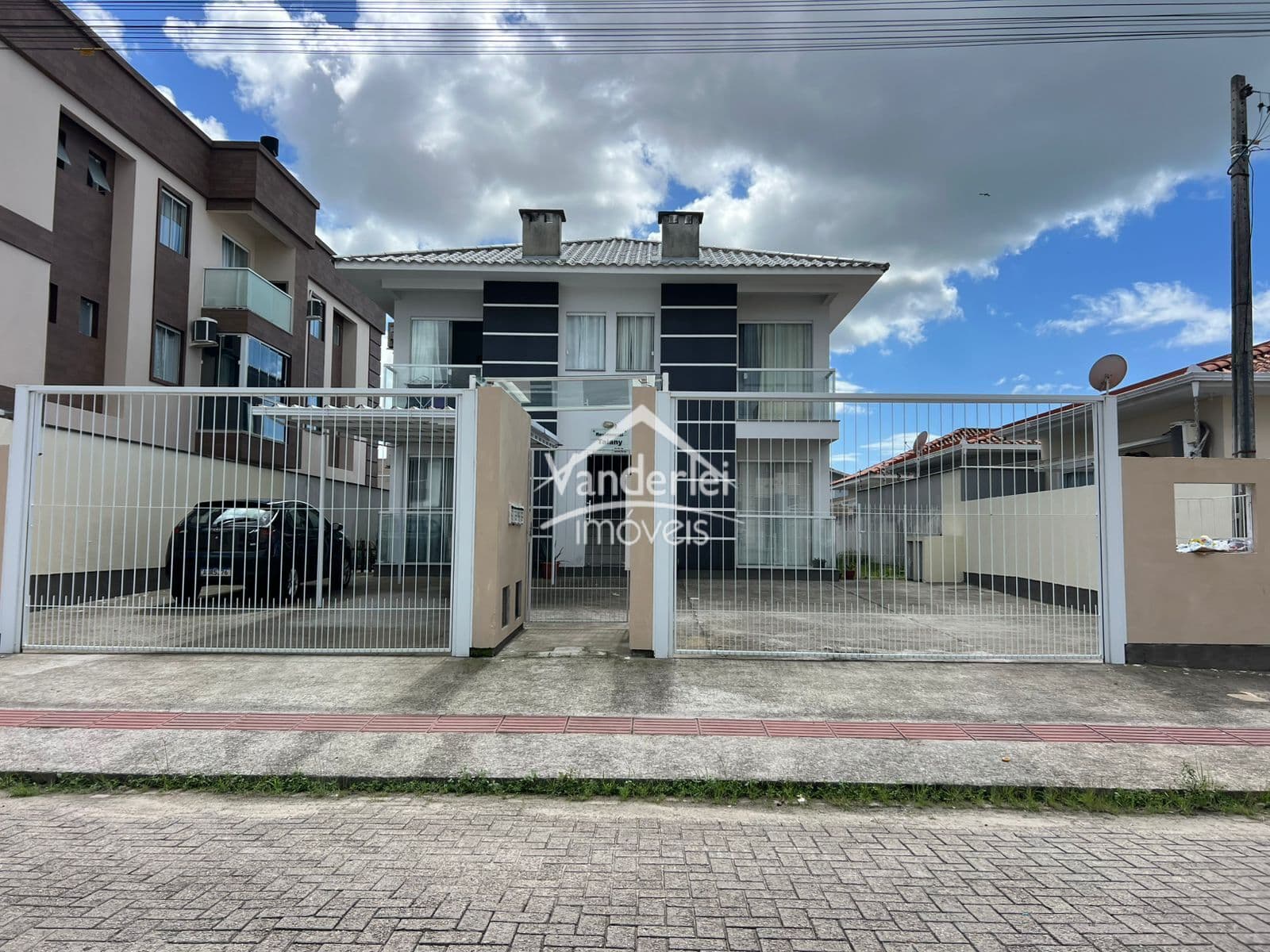 Apartamento Residencial Taiany no bairro Barra do Aririu em Palhoça - SC