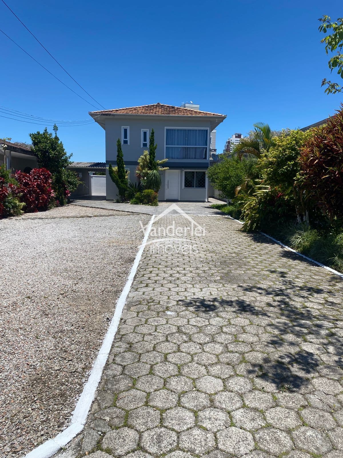 Casa Lot ESPLANADA II, no bairro Ponte do Imaruim em Palhoça-SC
