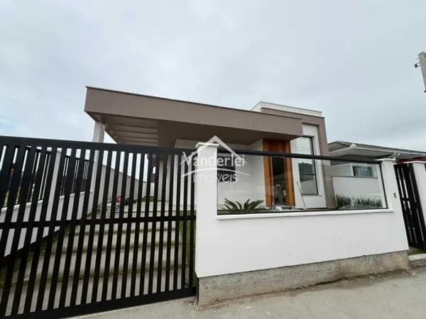 Casa Térrea no Loteamento Lisboa 3 no bairro Forquilhas em São Jose/SC