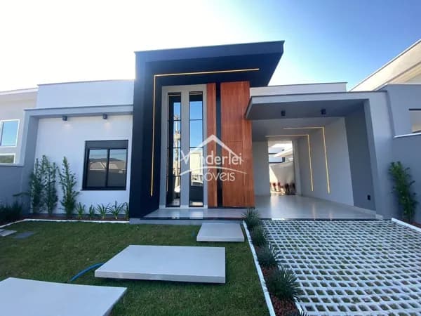Casa com 91m² no Loteamento Villa Toscana com piscina em Palhoça - SC