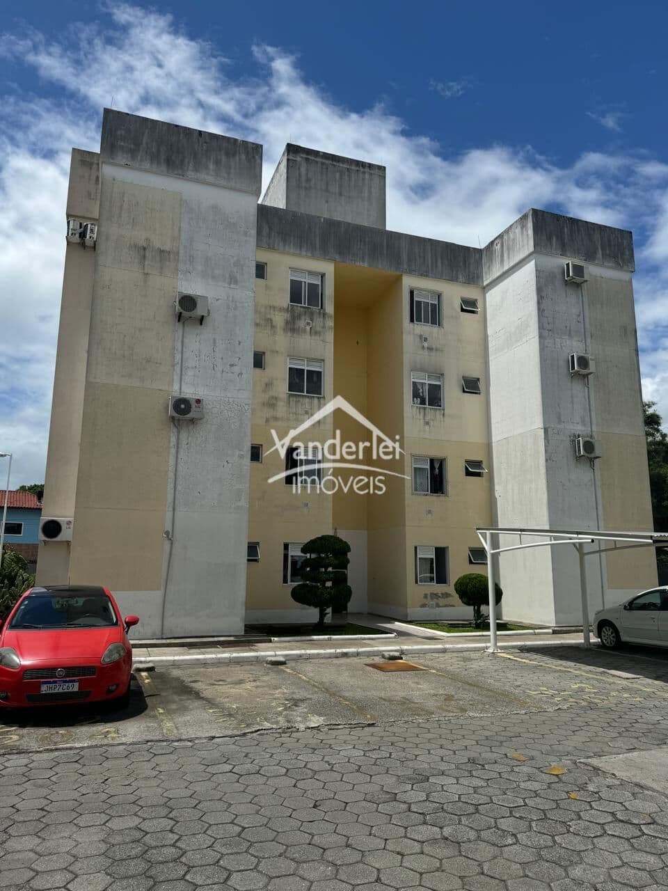Apartamento em Palhoça - Barra do Aririú