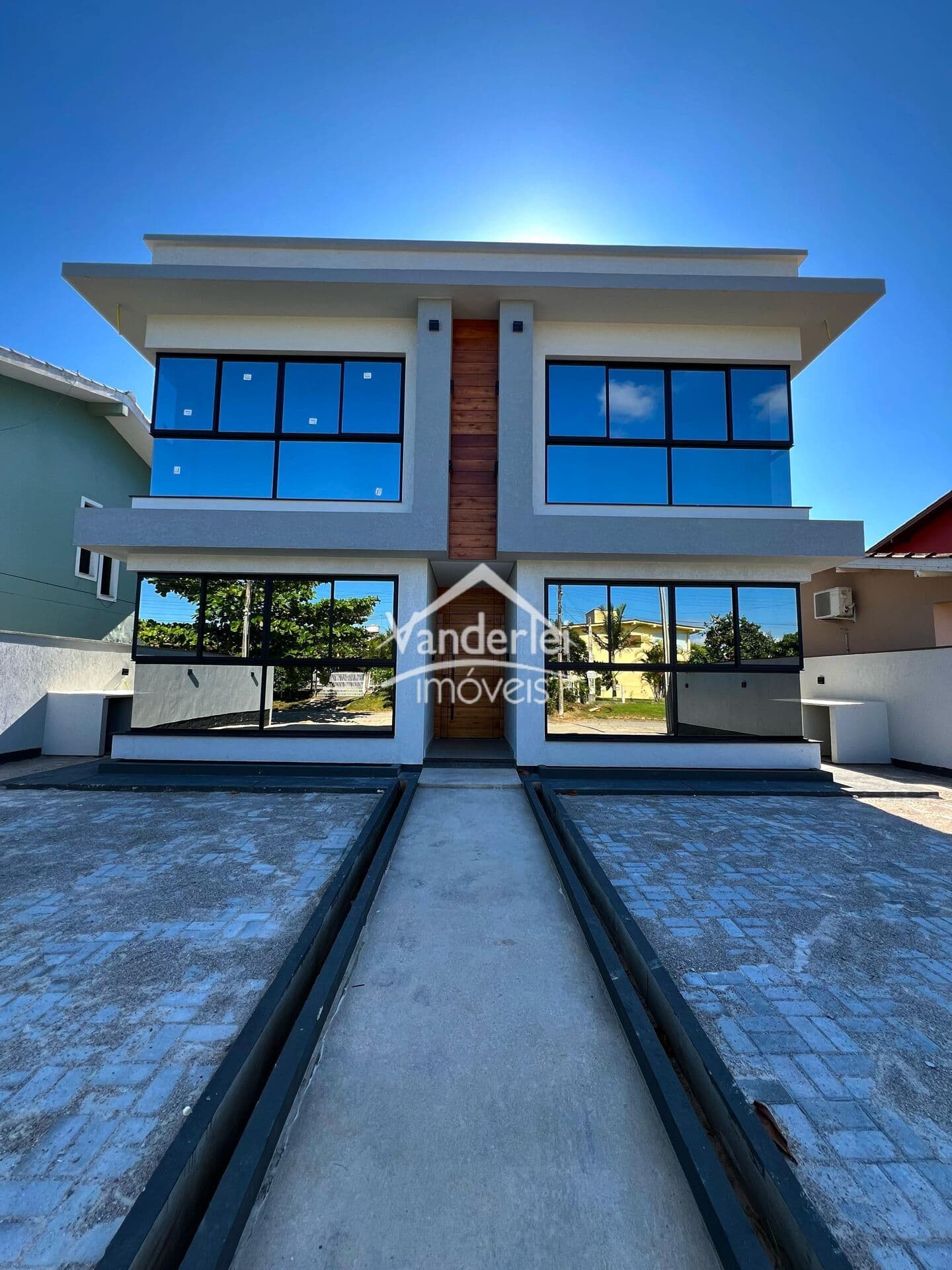La Nini Divine Residence apartamento de 69m² com 02 quartos, sendo 01 suíte na Praia da Pinheira em Palhoça - SC