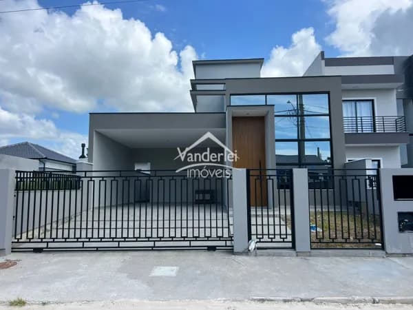 Casa Loteamento Novo Horizonte com 03 quartos, sendo 01 suíte no bairro Forquilhas em São Jose- SC