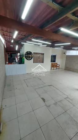 Casa com movéis planejados no São Sebastião - Palhoça