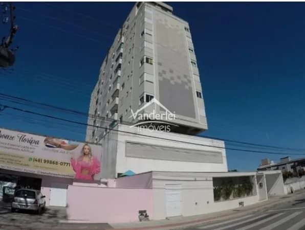 Apartamento Residencial Barramares, com 02 quartos, sendo 01 suíte no bairro Centro em Palhoça - SC