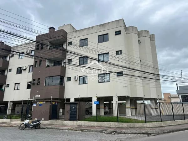 Apartamento com dois quartos no bairro Aririu em Palhoça - SC