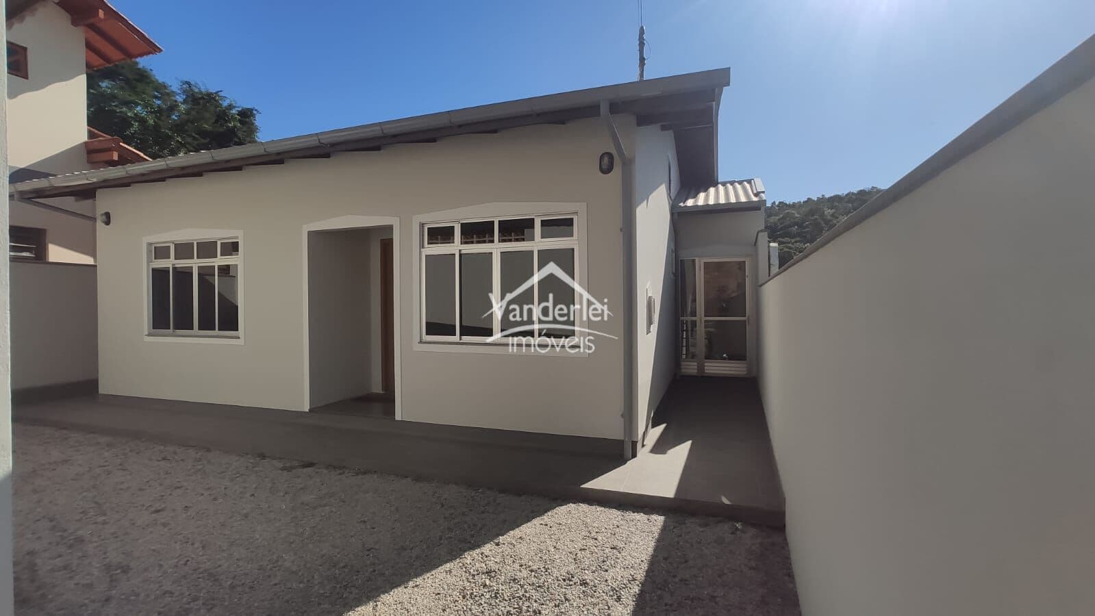 Casa com 03 quartos no bairro Centro em Santo Amaro - SC