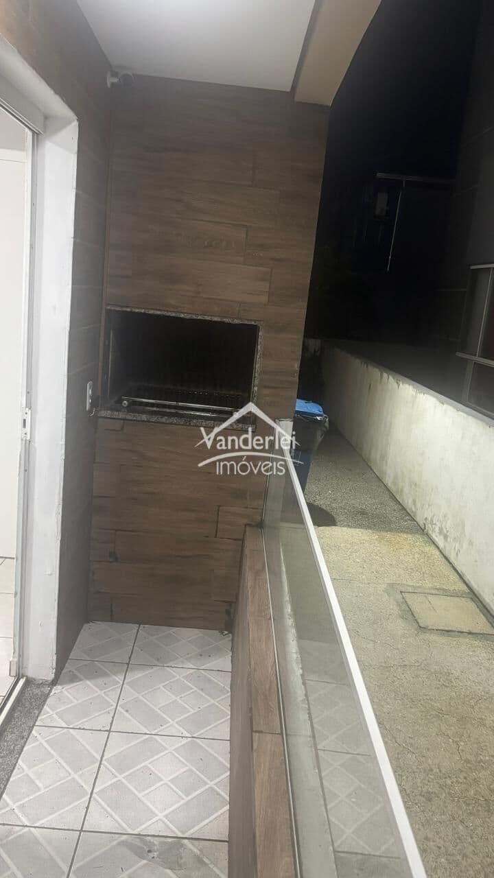 Apartamento com 02 dormitórios no bairro Barra do Aririú em Palhoça - SC