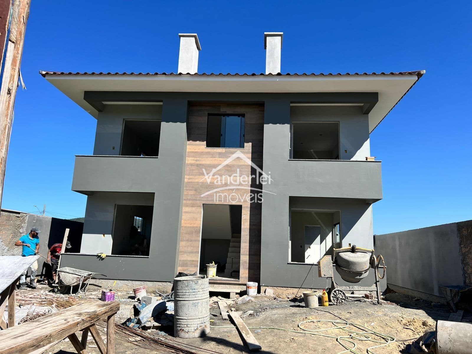 Apartamento 02 dormitórios sendo 1 suite na Guarda do Tabuleiro em Palhoça/SC