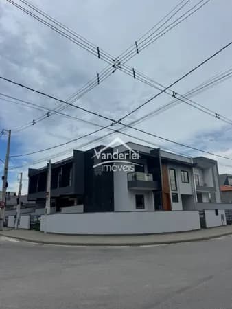Sobrado Residencial Caroline no Lot Nova São Jose no bairro Sertão do Imaruim em São Jose-SC