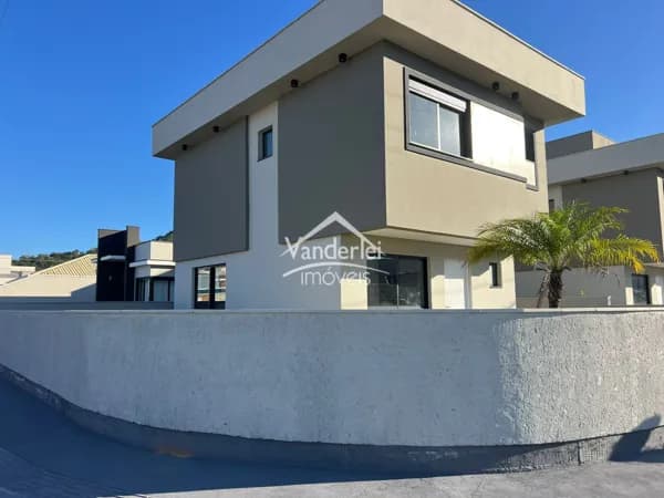 Casa Duplex isoladas no Lot Vale Verde om 03 quartos, sendo 01 suíte no bairro Bela Vista em Palhoça - SC