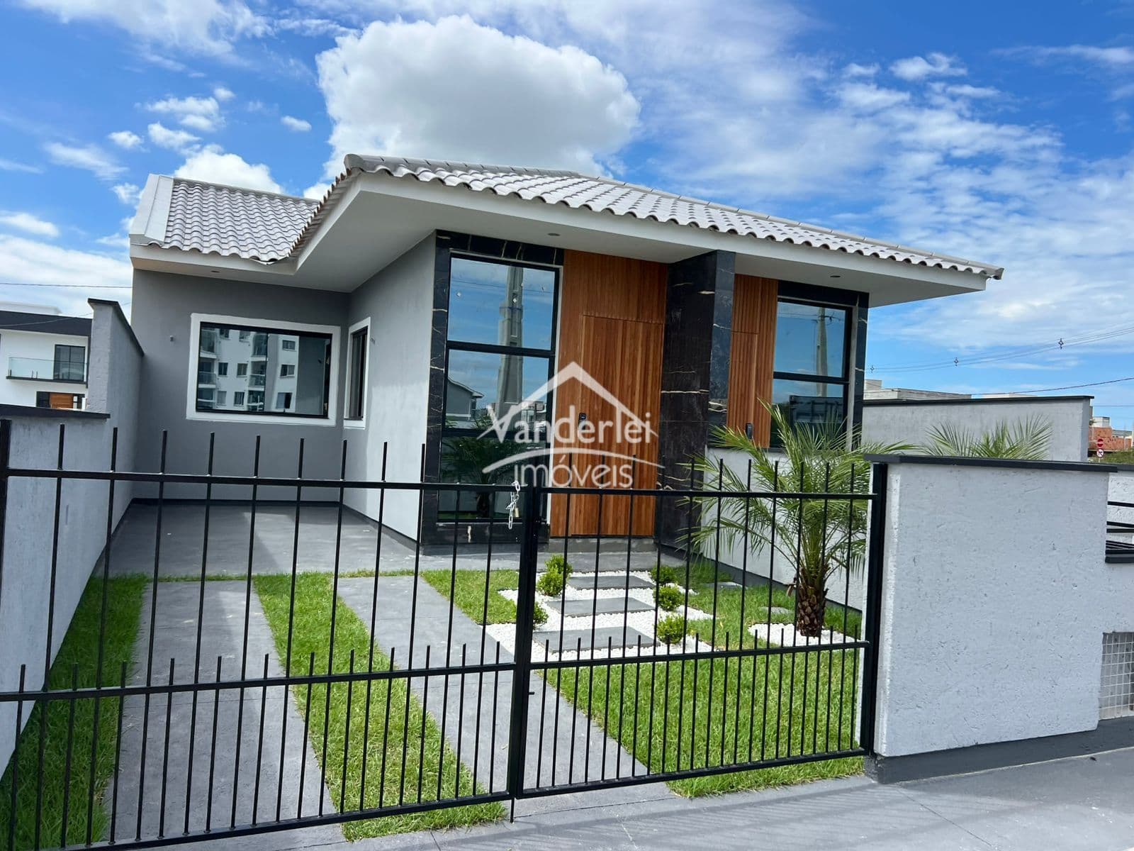 Casa no Loteamento Villa Toscana no bairro Barra do Aririu em Palhoça - SC