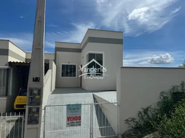 Casa de 50m² com 02 quartos, Loteamento Jardins 3 no bairro Bela Vista em Palhoça - SC