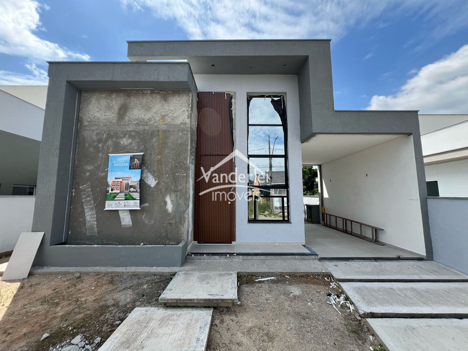 Casa no loteamento Vale Verde com 02 quartos, sendo 01 suíte no bairro Bela Vista em Palhoça - SC