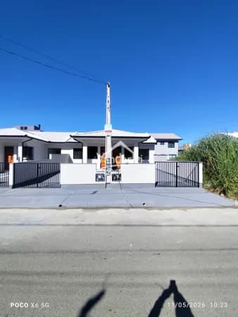 Casa Geminada 02 dormitórios no Novo Bela vista em Palhoça-SC