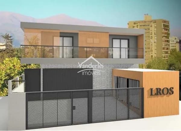 Casa com galpaão e área de lazer com piscina no bairro Forquilhas, São José/SC