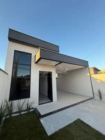 Casa Padrão com 105m² á aproximadamente 1km do Komprão Atacadista.