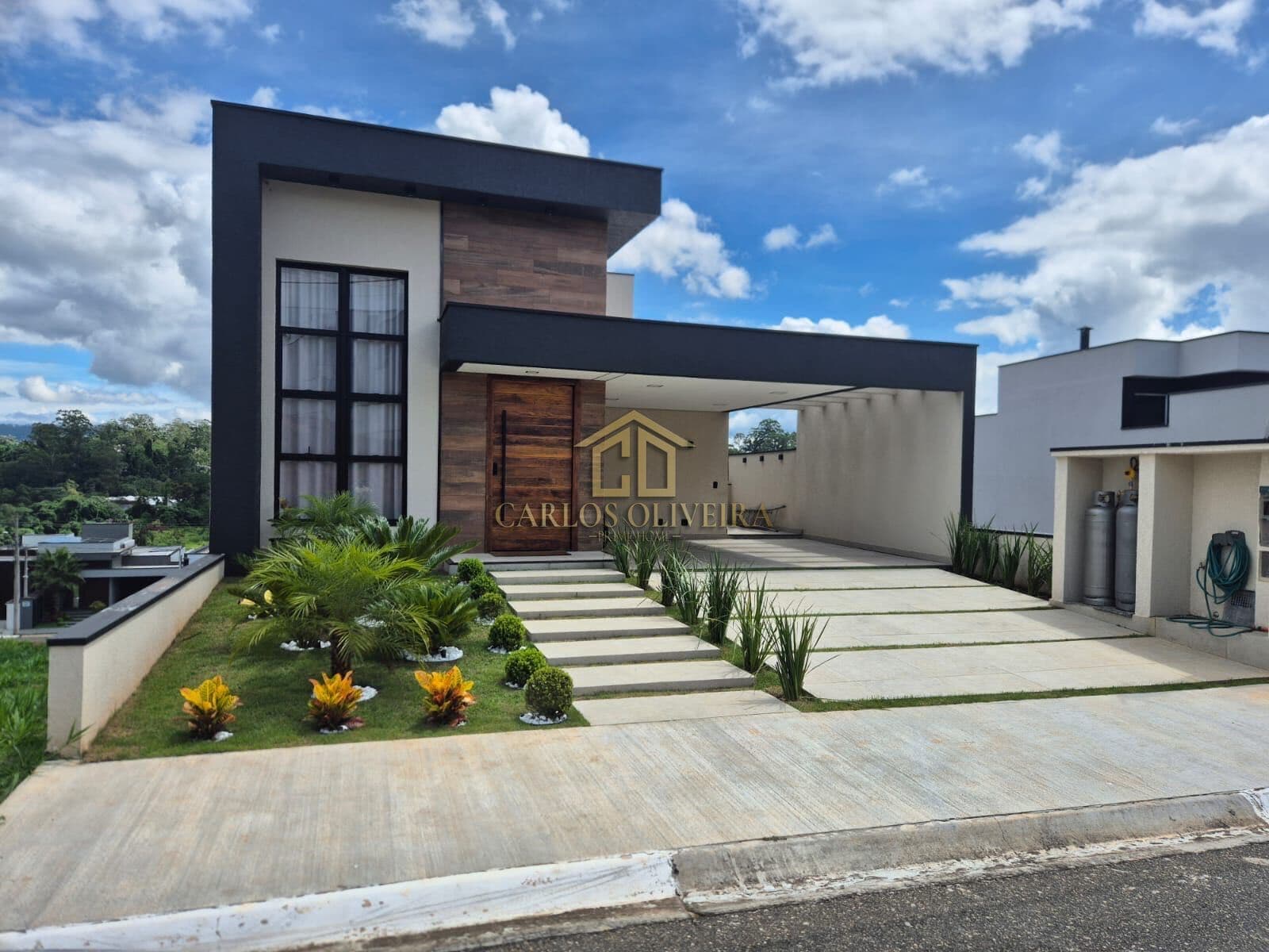 Casa Terrea Mobiliada no Condomínio Residencial Veneza, Mogi das Cruzes/SP