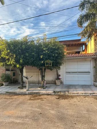 Casa Sobrado à Venda na Fonte Áurea, Poá/SP