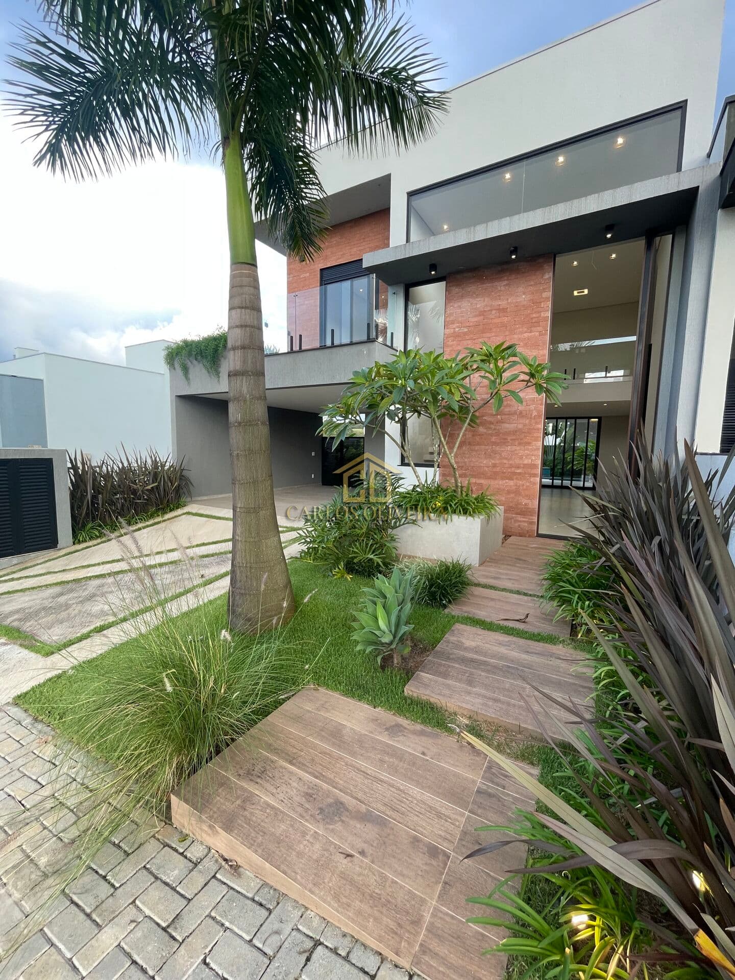 Casa de Condomínio em Mogi das Cruzes - Cézar de Souza