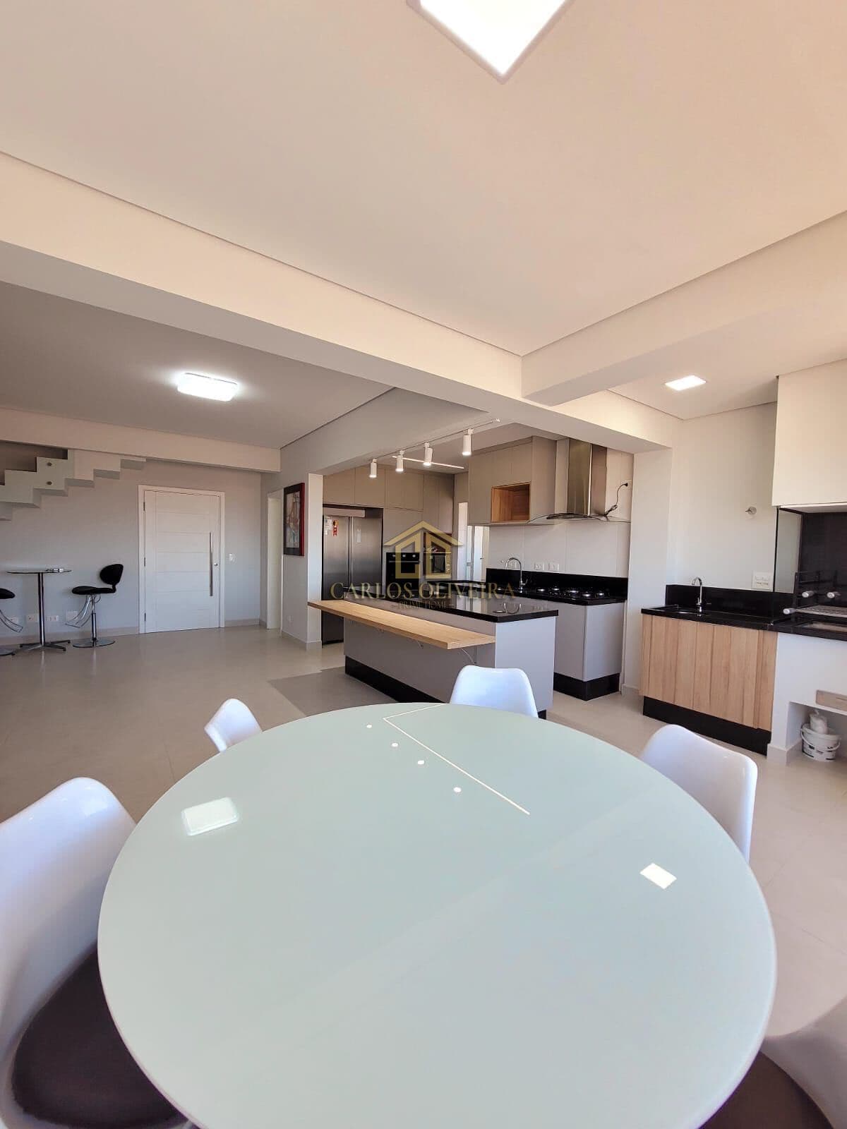 Cobertura Duplex 173m² no Omni Residence | 2 Suítes + 2 Dorms | 3 Vagas | Parque Monte Líbano – Mobiliada, Mogi das Cruzes/SP